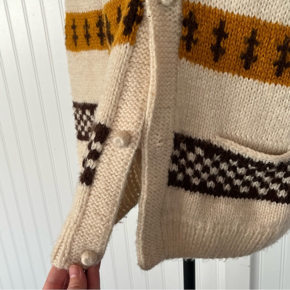 Vintage Cardigan Sweater Moose Stripes Checkerboard Mustard Handmade Cowichan - Picture 5 of 15